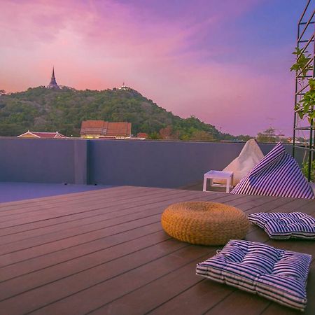 Chedi View Hostel Phetcsaburi Kültér fotó